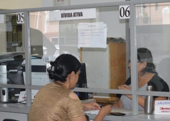 Prefeitura de Poços intensifica recadastramento de contribuintes inscritos no município