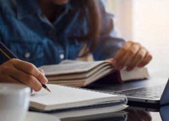 Coordenadora da Psicologia da Anhanguera orienta candidatos ao Concurso Público de Poços