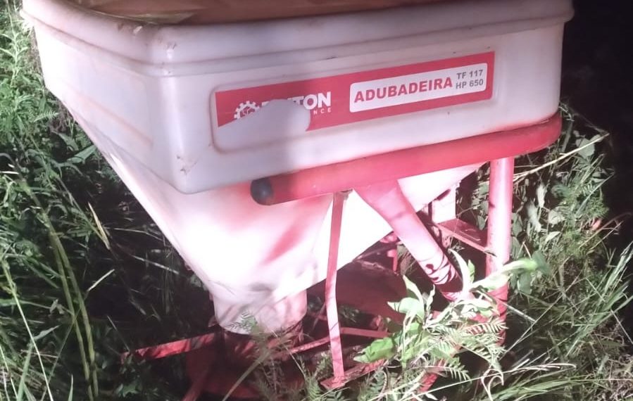 Máquina agrícola furtada em Campestre é recuperada em Poço Fundo