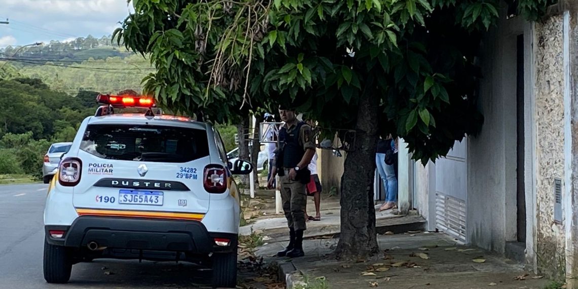 Casa é invadida e tem vários objetos de valor furtados na Zona Sul de Poços de Caldas