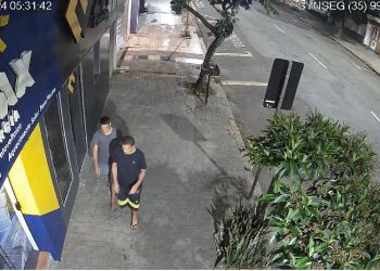 Vídeo: ladrões são flagrados invadindo loja em Poços de Caldas