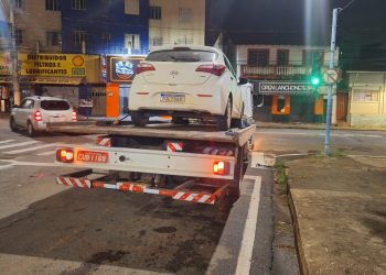 Carro adulterado é apreendido e suspeito é preso pela PM em Poços de Caldas