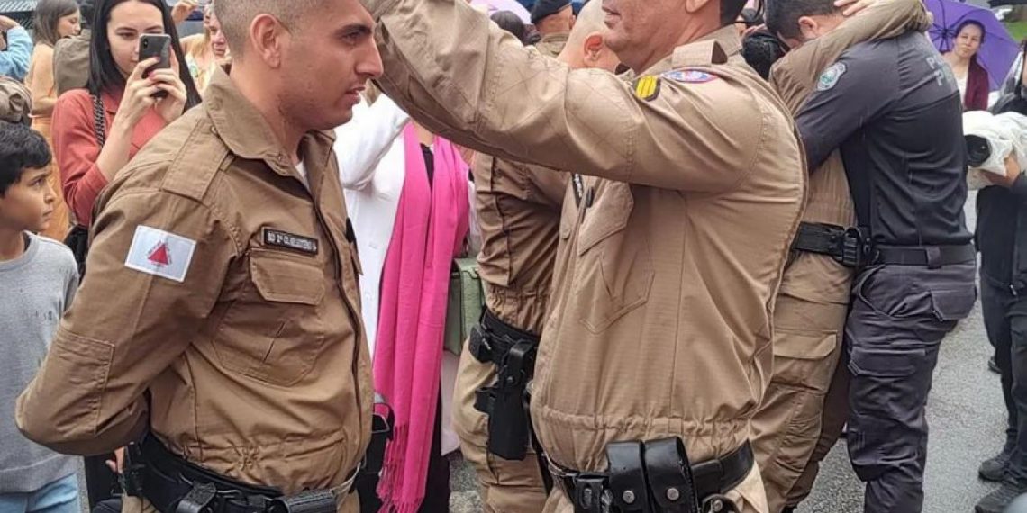 PM realiza solenidade da entrega de boinas para alunos do Curso de Formação de Soldados