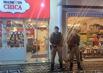 Criminosos tentam furtar loja no centro de Poços de Caldas durante a madrugada