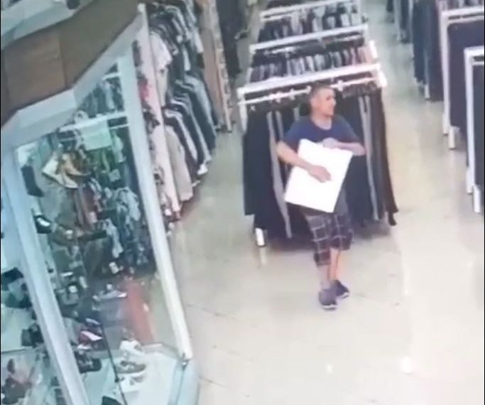 VÍDEO: suspeito é flagrado furtando lojas em Poços de Caldas