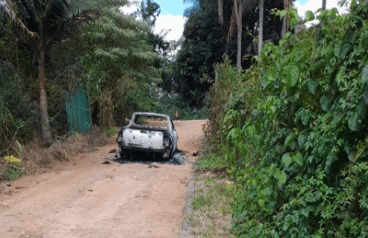 Saveiro que havia sido furtada é encontrada incendiada em Poços de Caldas