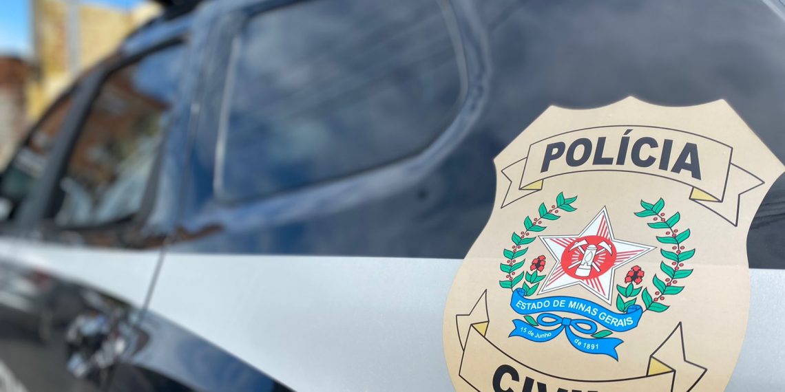 PC prende três e recupera computadores e tablet furtados de CRAS Poços