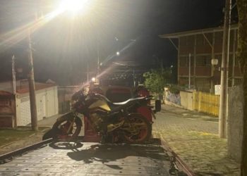 Polícia Militar recupera moto furtada em Poços de Caldas