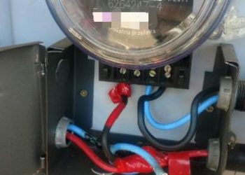 Comerciante em Poços quase cai em golpe do medidor de energia elétrica