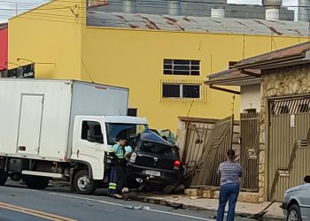 Vídeo mostra acidente que matou uma motorista em Borda da Mata