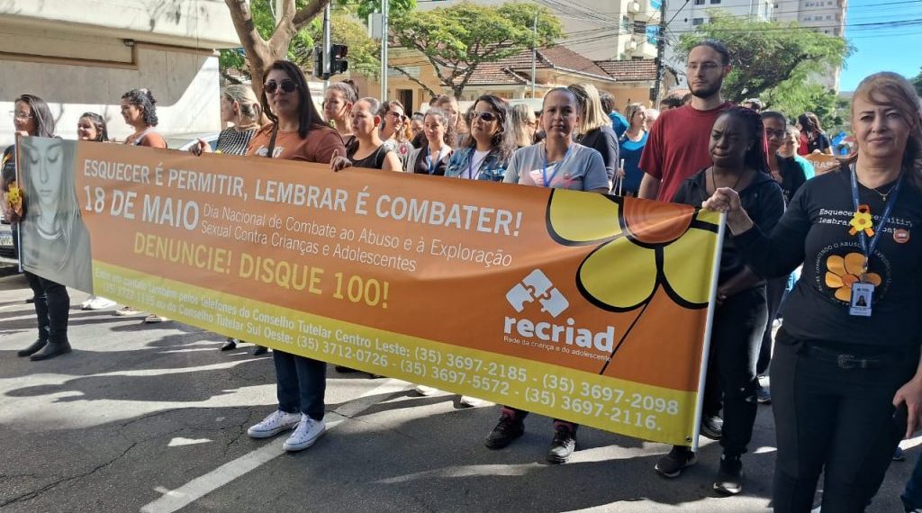 Maio Laranja promove passeata contra violência sexual infantil e adolescente