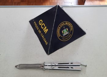 Adolescente é apreendido com canivete na porta de escola em Poços de Caldas