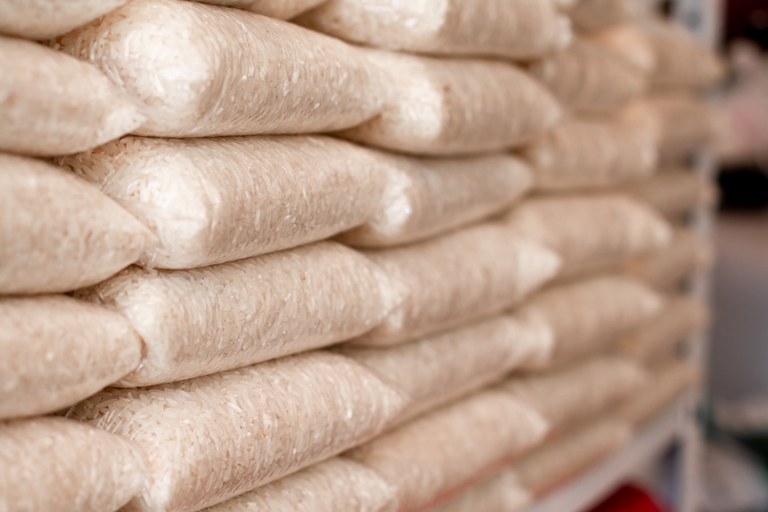 Procon-MG intensifica fiscalização de preços em meio à tragédia no RS