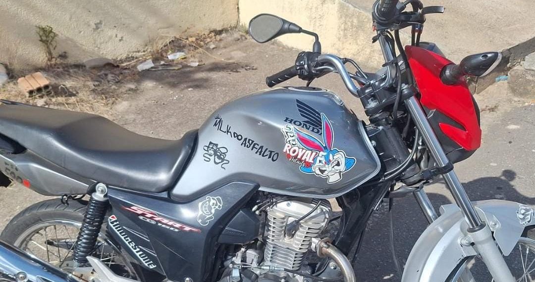 PM apreende em Poços moto furtada em Mogi Guaçu