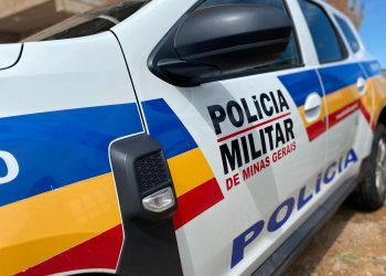 PM prende dois homens acusados de furtar restaurante em Poços