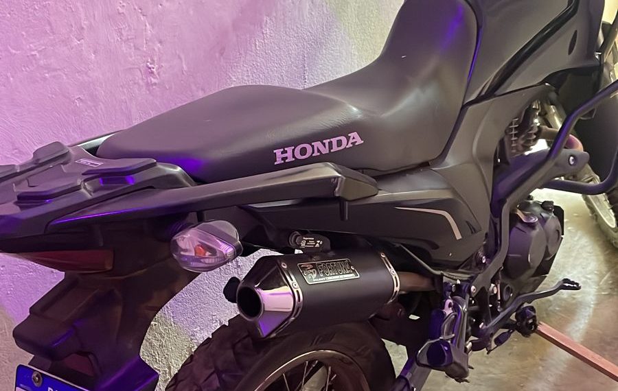 PM de Poços recupera moto levada em assalto; menor apreendido é suspeito de outros roubos