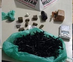 Suspeitos de tráfico de drogas são presos durante ocorrência de violência doméstica