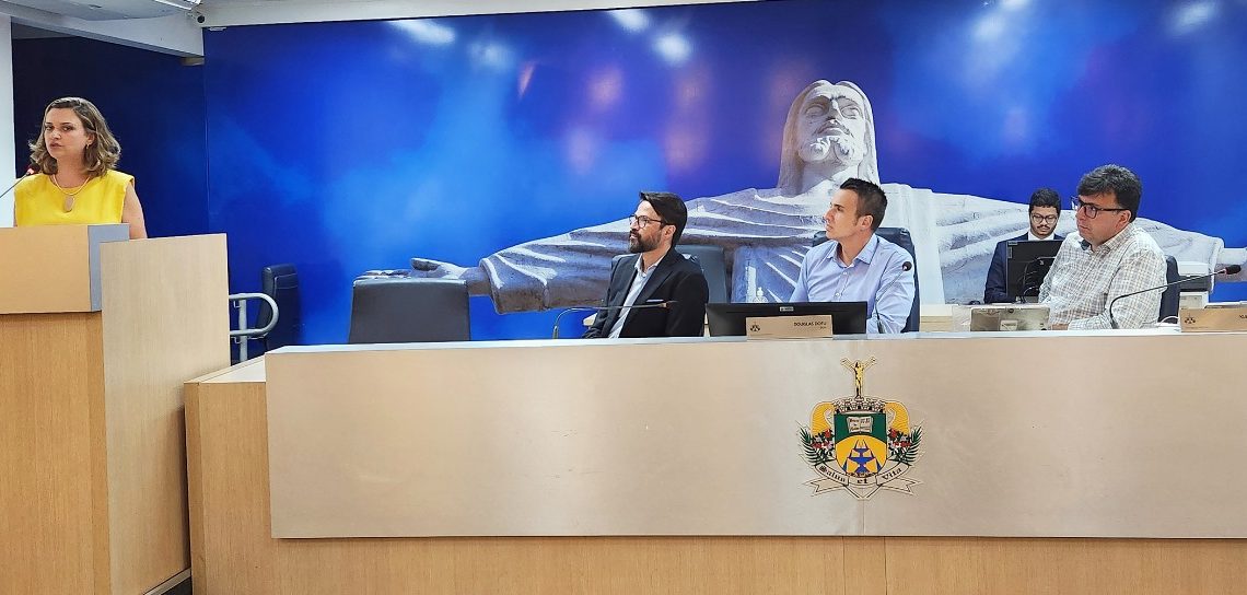 Alcoa faz apresentação na Câmara Municipal de Poços de Caldas