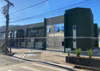 Obras na Policlínica são paralisadas após acidente envolvendo trabalhador