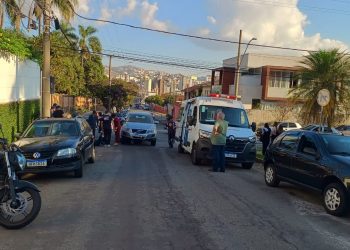 Motociclista fica ferido após acidente no Centro de Poços de Caldas