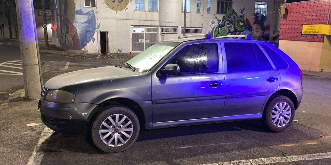 Homem tenta furtar carro no centro de Poços e é preso em flagrante