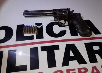 Briga entre casal, motivada por ciúmes, termina com tiros no centro de Poços