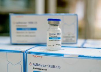 Poços de Caldas inicia aplicação de nova vacina Spikevax contra nova variante da Covid-19