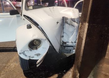 Acidente entre moto e Fusca deixa vítimas com ferimentos graves no Sul de Minas
