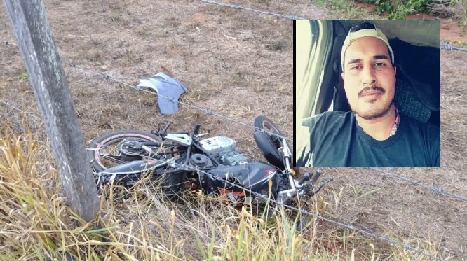 Família procura carteira e documentos de jovem que morreu em acidente de moto