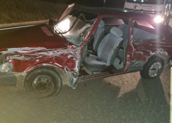 Acidente entre caminhão dos Bombeiros e carro deixa vítima fatal na MG 050