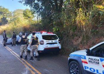 Perseguição termina com mulheres presas e grande quantidade de drogas apreendida