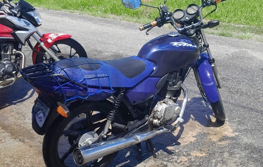 Entregador tem motocicleta furtada em Poços de Caldas