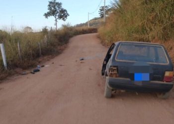 Capotamento deixa duas pessoas em estado grave no sul de Minas