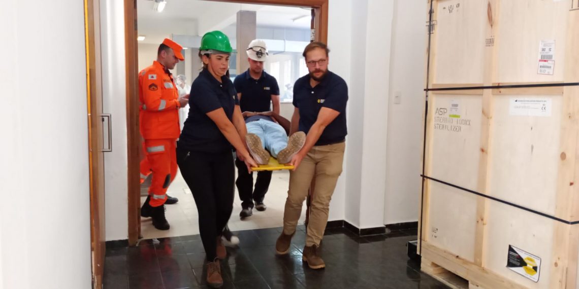 Corpo de Bombeiros realiza Simulado de Incêndio na Santa Casa de Poços