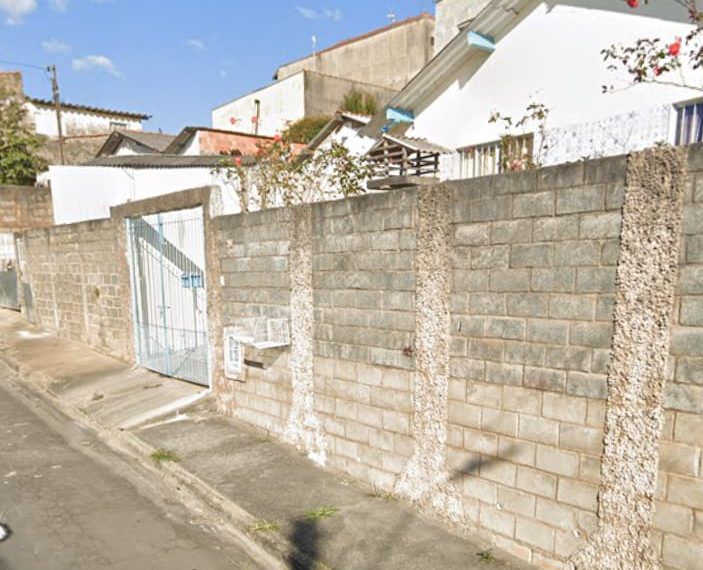 URGENTE| Homem é morto a facadas pelo filho em Poços