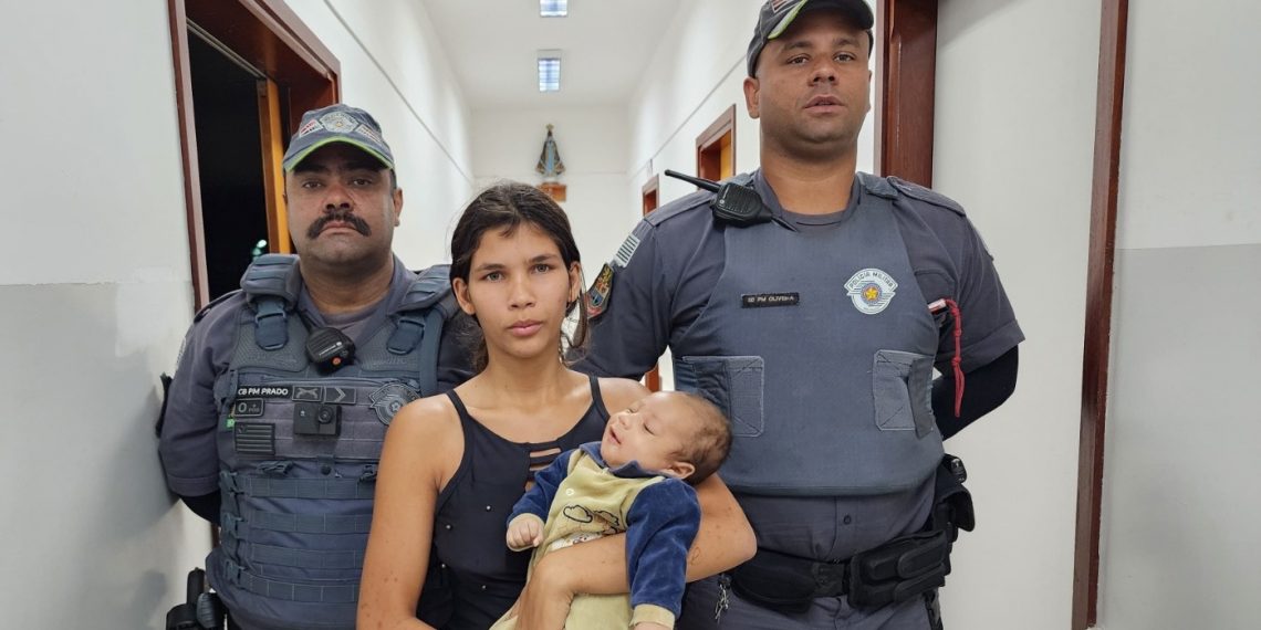 Policiais militares salvam bebê que havia engasgado em São José do Rio Pardo