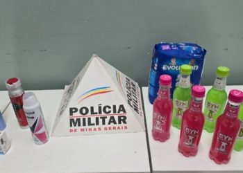 Funcionário furta bebidas e produtos de higiene de supermercado da Zona Oeste de Poços