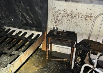 Incêndio em residência destrói quarto em Botelhos