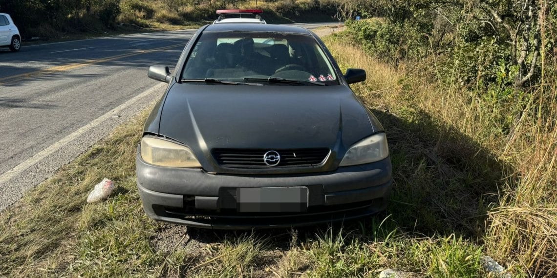 Denúncia leva PM a carro utilizado para tráfico de drogas