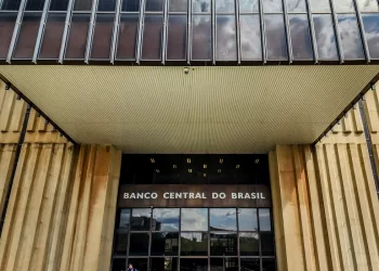 Mercado aumenta mais uma vez previsão de inflação