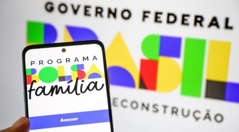 Beneficiários do Bolsa Família recebem a parcela de julho a partir desta quinta (18)