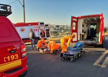 Batida entre motos deixa duas pessoas feridas no sul de Minas