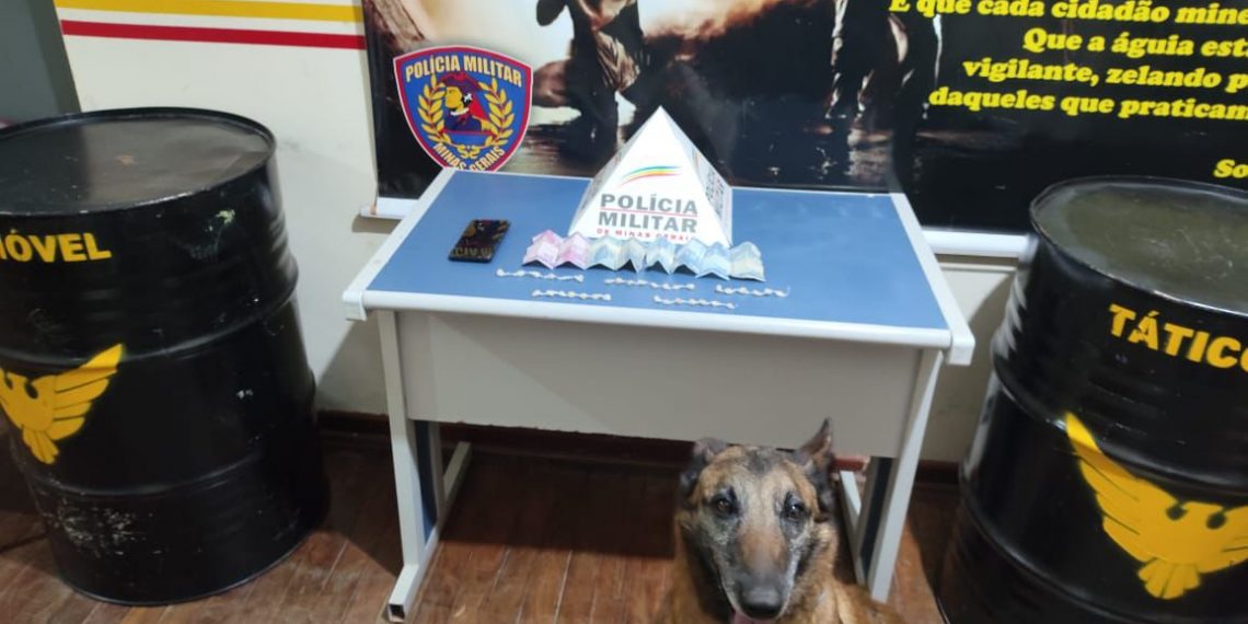 PM apreende 34 pedras de crack