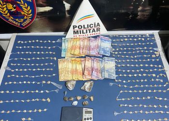 Jovem é apreendido com drogas escondidas em terreno de Poços de Caldas