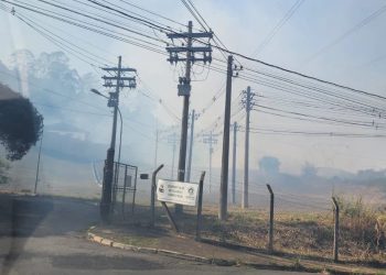 Queimada é registrada próxima à Subestação Osório em Poços de Caldas