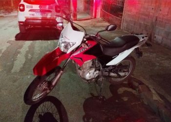 Motocicleta roubada é encontrada pela PM horas depois em Poços de Caldas