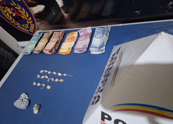 PM prende em flagrante dois homens traficando drogas