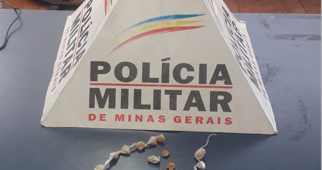 PM realiza duas prisões em flagrante por tráfico de drogas