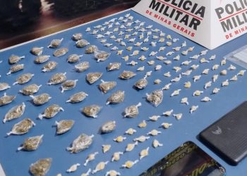 Traficante foge da PM e deixa mochila cheia de drogas