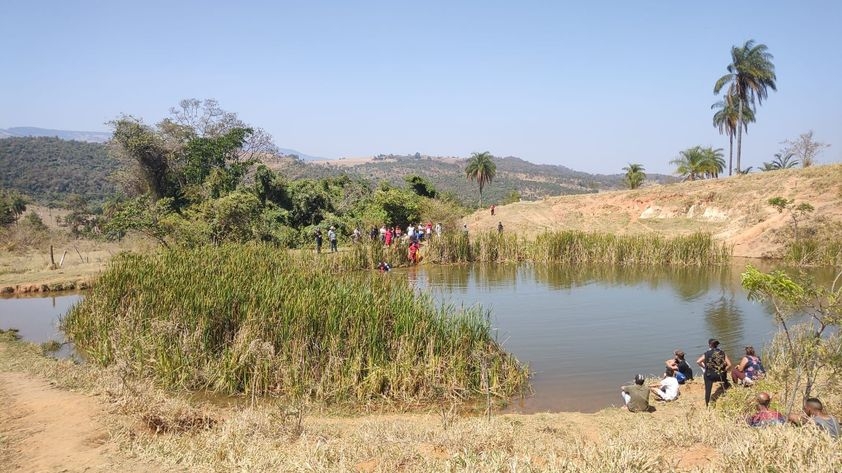 Adolescente encontrado morto em açude é sepultado em Vargem Grande do Sul